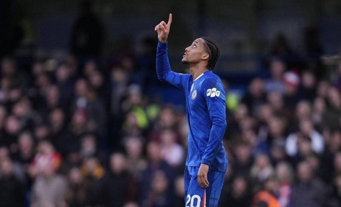 97分钟绝杀！英联杯决赛定一席，阿森纳双杀切尔西晋级，33年首冠仅一步之遥